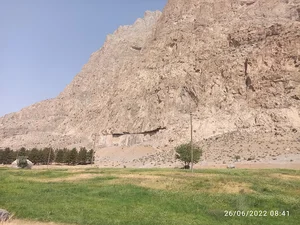 سنگ نوشته بیستون