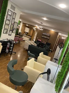 سالن زیبایی نورا کریمی
