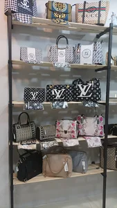 کیف و روسری فاطیما