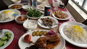 رستوران افرا