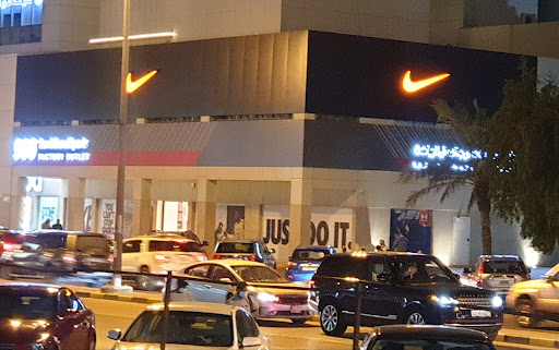 Sun&Sand Sports Nike outlet