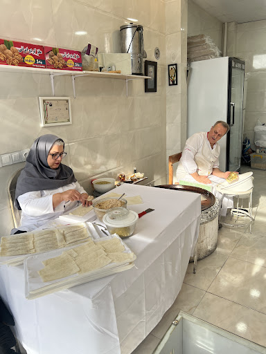 رشته خشکار حاج حمید
