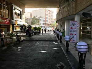 رستوران پیاده رو