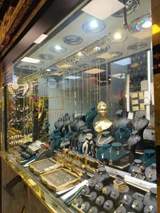 سکه‌ و طلای شندی