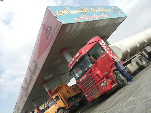 پمپ بنزین