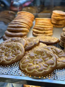 کیک‌ و کلوچه محلی