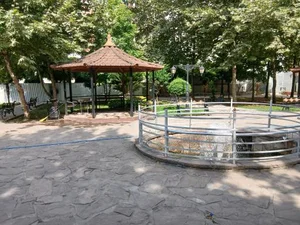 پارک مادر 4