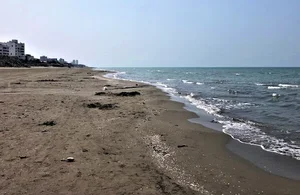 تفرجگاه ساحلی نمک آبرود