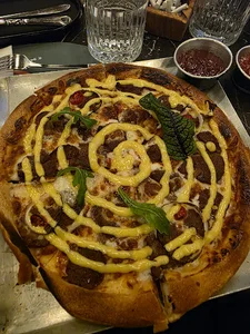 Milanzh restaurant