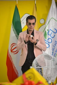 امیر تشکر (Amir Tashakor)