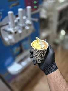 ابمیوه بستنی بابا برفی
