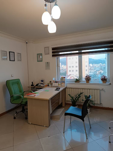 کلینیک غدد دکترمحمدزاده