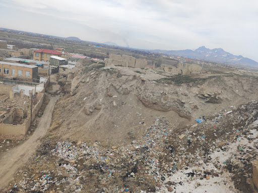روستای توپراق قلعه