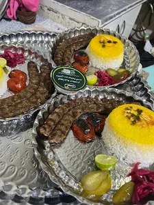 سفره خانه مجنون