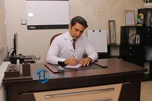 دکتر امیر صالح