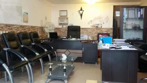 مشاورین املاک قصر ۱۱۸ 5