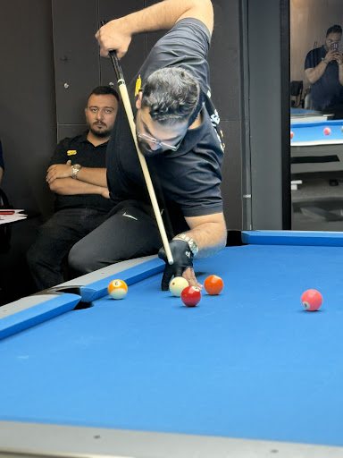 باشگاه بیلیارد ایران پرو