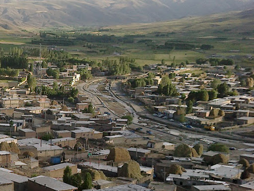 قلعه تاریخی شهر قطور
