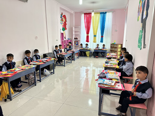 مهدکودک و پیش دبستانی نور