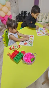 مهدکودک روزبه کودک و پیش دبستانی کودک خلاق