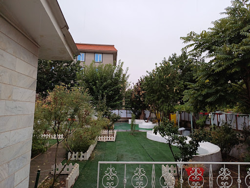 دبستان استثنایی غیر دولتی دخترانه پرتو کیانمهر