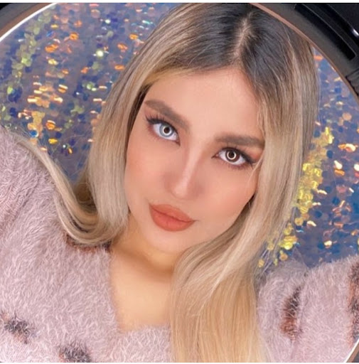 سالن تخصصی کاشت ناخن ساقی نیل