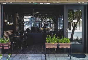 کافی شاپ اروما