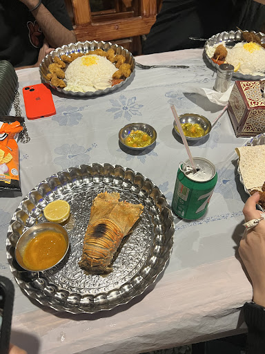 رستوران و اقامتگاه بوم گردی کاریز