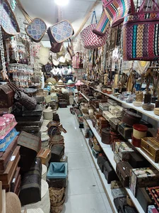 فروشگاه صنایع دستی حبیب زاده