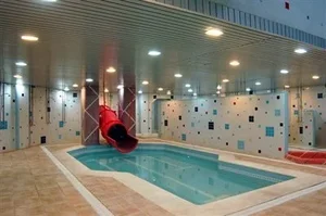 استخر و باشگاه ورزشی مروارید ارتش 2