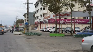 نمایشگاه اتومبیل کمالی
