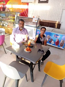کافه شیرینی ساحل