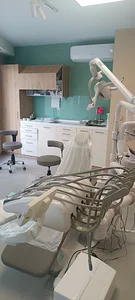 Dr. Shahabi DENTAL HOUSE | دندانپزشکی تخصصی دکتر سمانه شهابی
