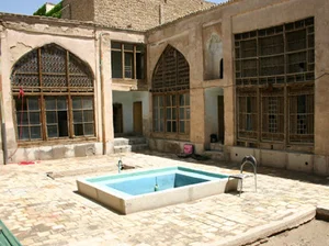خانه تاریخی اعرابی (حسینیه سادات)