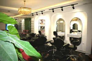 sana asghari beauty salon pasdaran