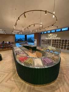 طراحی و اجرای نما و دکوراسیون در علم و صنعت 2