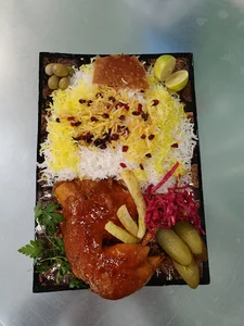 کترینگ طلایی