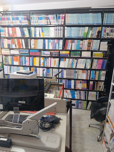 کتاب فروشی پرستو