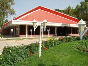 هتل جهانگردی (سراب کیو) 2