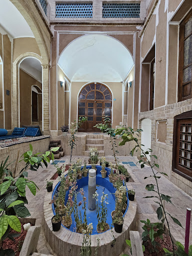 هتل سنتی فیروزه