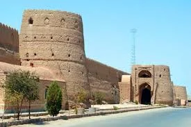 میدان " قلعه "میدان قلعه احمد اباد وسط