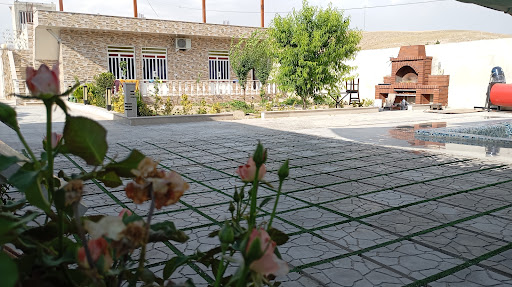 بوم گردی عامو ebi