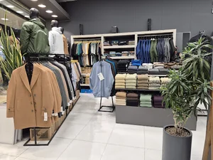 Big size store