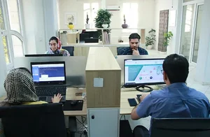 پ نشر