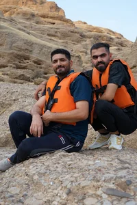 کافه رستوران ساحلی $ دریا
