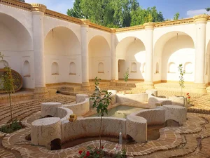 Honarmand Garden باغ هنرمند لنگر ماهان