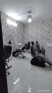 آموزشگاه آرایشگری بانو فیاضی