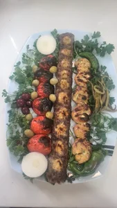 رستوران و سفره خانه سنتی دنج