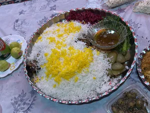 رستوران رضا شمرونی