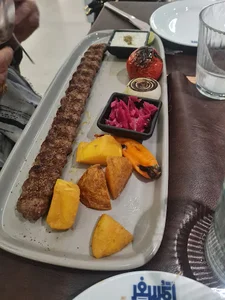 كافه رستوران اتمسفر